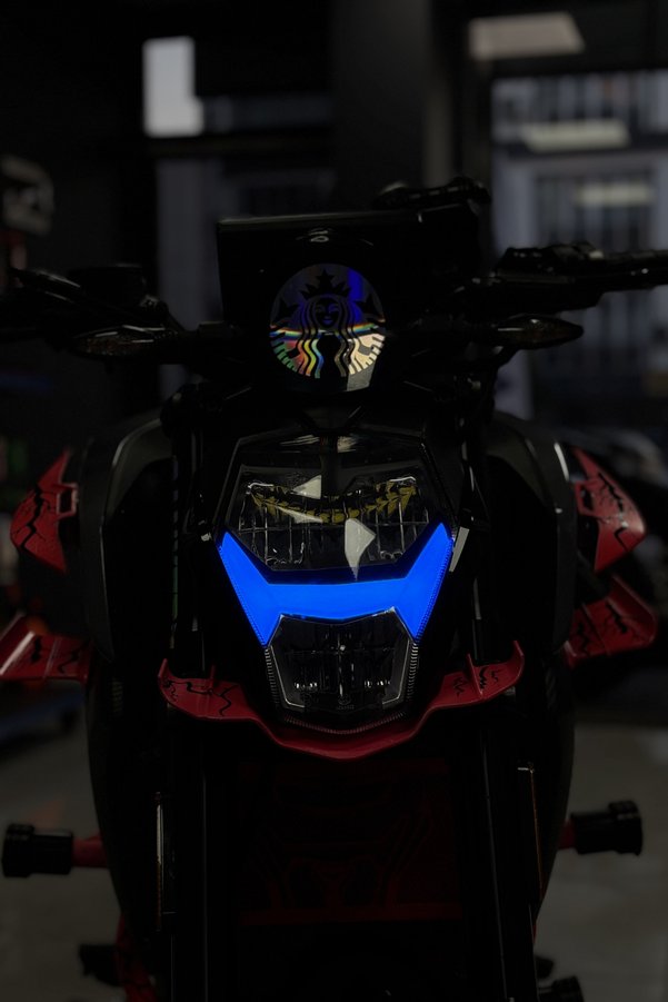 Banxtre CF Moto NK250 Gündüz Ledi için Mavi Far Filmi Sticker Etiket