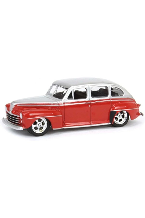 1/64 1947 Ford Fordor Super Deluxe