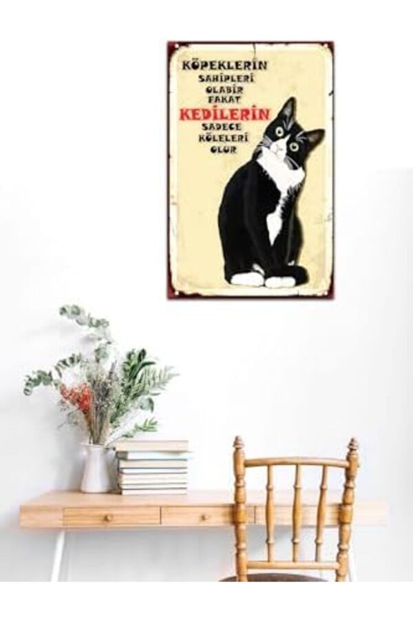 Kuşe Kağıt Duvar Posteri̇ Kedi̇leri̇n Sadece Köleleri̇ Olur Retro Drtr