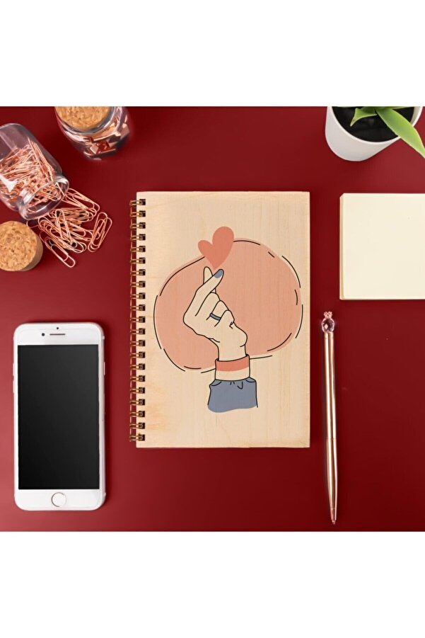 Modashi̇ne Power Tasarımlı 8 Cm X 12 Cm Ölçüleri̇nde Çi̇zgi̇si̇z 48 Yaprak Ahşap Kapaklı Defter Modascope