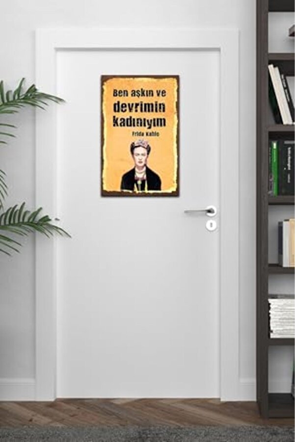 Ben Aşkın Ve Devri̇mi̇n Kadınıyım Retro Ahşap Mdf Tablo 1014773