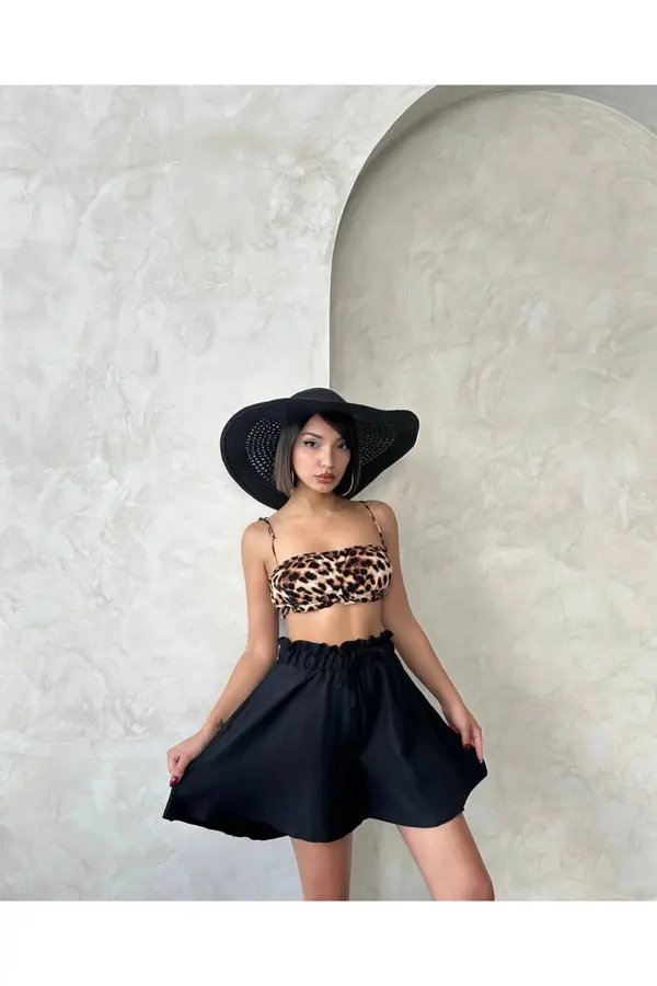 Ymywear Volanlı Keten Şort Si̇yah S255058