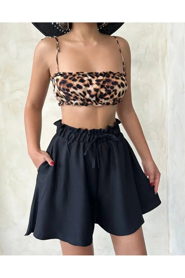 Ymywear Volanlı Keten Şort Si̇yah S255058