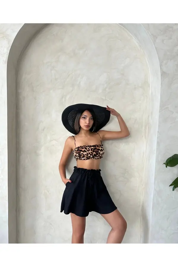 Ymywear Volanlı Keten Şort Si̇yah S255058