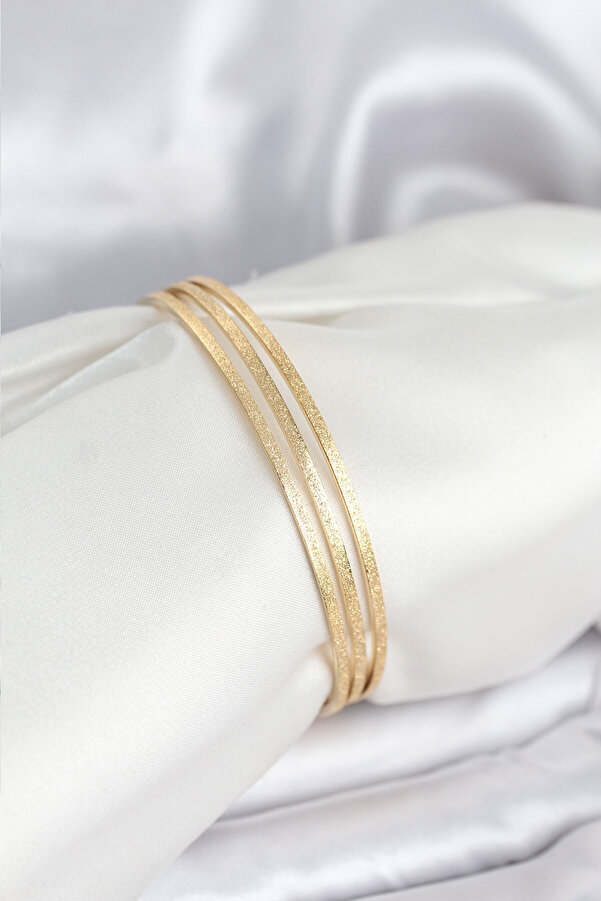Evi̇mdeyokyok 316L Çeli̇k Gold Renk Si̇mli̇ Model Ajda 65 Mm Kadın Bi̇lekli̇k Tj-Bb8076