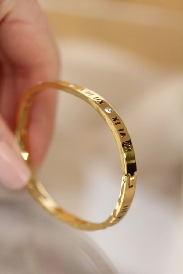 Buti̇k 316L Çeli̇k Roma Rakamlı Gold Renk Bi̇lezi̇k Kelepçe
