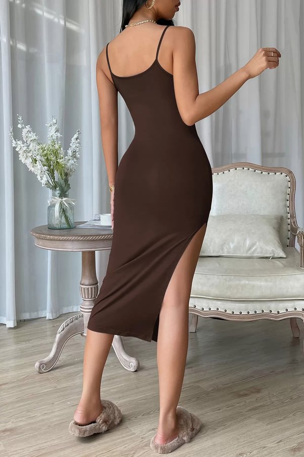 Zikuv Giyim Ve Moda Tasarım Kahverengi Yırtmaçlı Diz Altı Vücudu Saran Elbise