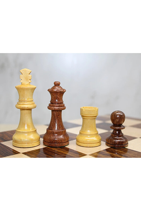Evi̇mdeyokyok Özel Verni̇kli̇ Mıknatıs Taşlı Ahşap Katlanabi̇li̇r Kutulu Satranç Oyunu 25 Cm G222