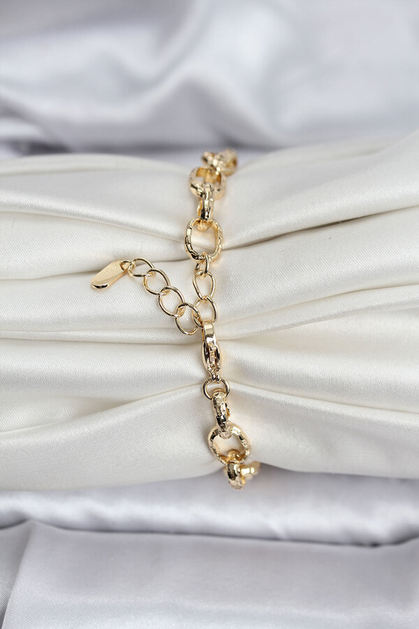 Clari̇ss 14K Gold Renk Kaplama Lazerli̇ Zi̇nci̇r Model Cm Kadın Bi̇lekli̇k