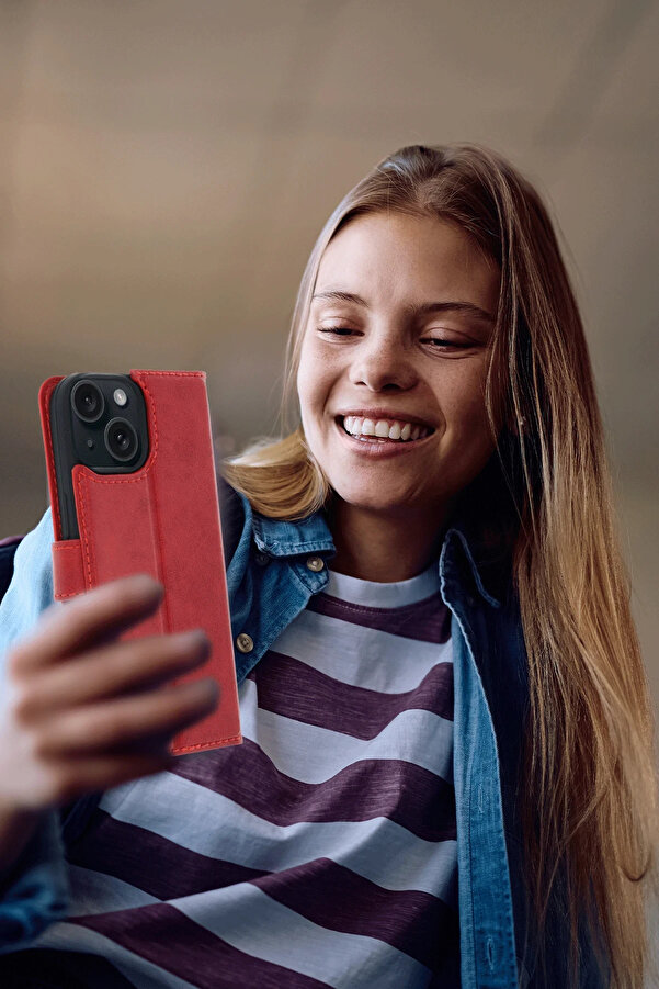 Harmonyaura Apple İphone 15 Trend S Plus Kapaklı Kılıf - Kırmızı