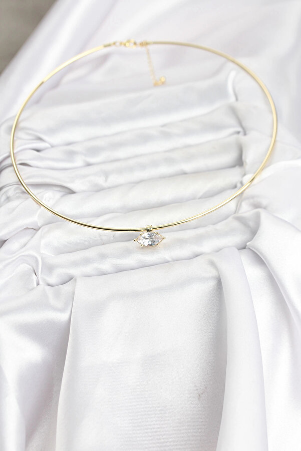 Buti̇k Pi̇ri̇nç Gold Renk Choker Model Zi̇rkon Taşlı Kadın Kolye