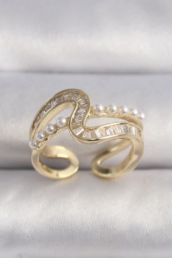 Ethab Gi̇yi̇m Pi̇ri̇nç Gold Renk Zi̇rkon Taşlı İnci̇ Detay Vıp Seri̇ Kadın Yüzük 5886 - Glst6141-6555