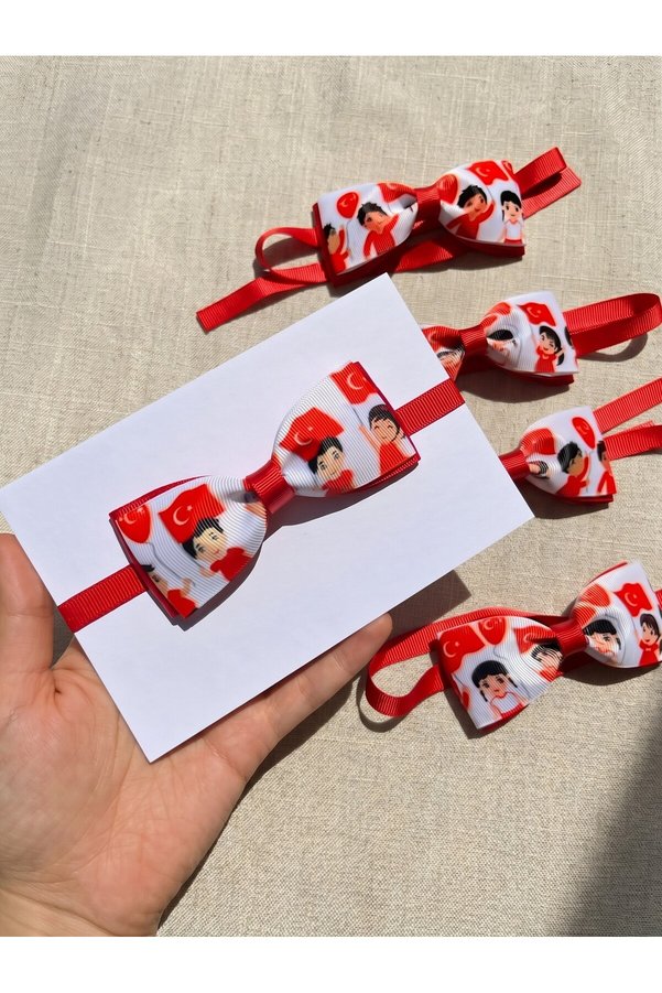 Toka Sepetim 29 Ekim Çocuk Ve Bayrak Desenli Erkek Çocuk Papyonu 1 Adet