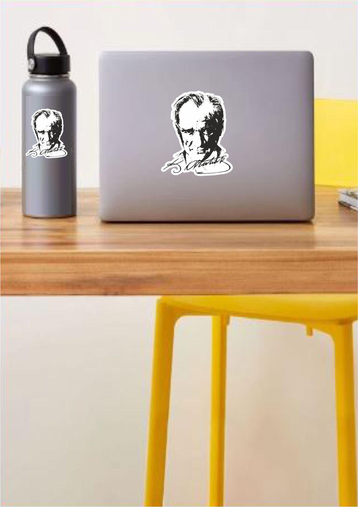 Atatürk - Mustafa Kemal Atatürk Sti̇cker - Araba - Oto - Motosi̇klet Sti̇cker 00017 50X43 Cm 