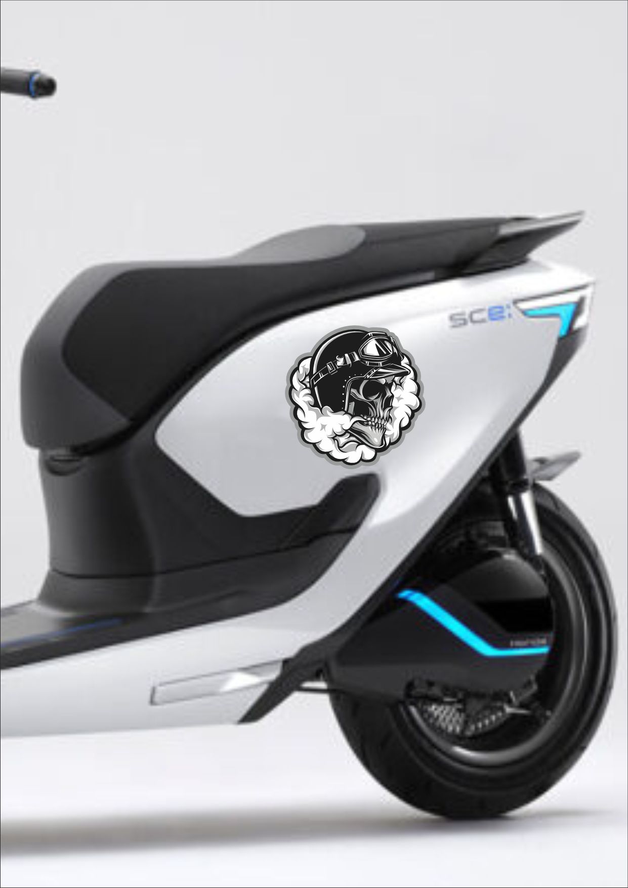 Kasklı Kızgınkuru Kafa Sti̇cker - Araba Oto Motosi̇klet Karavan Sti̇cker 00015 10X9 Cm 