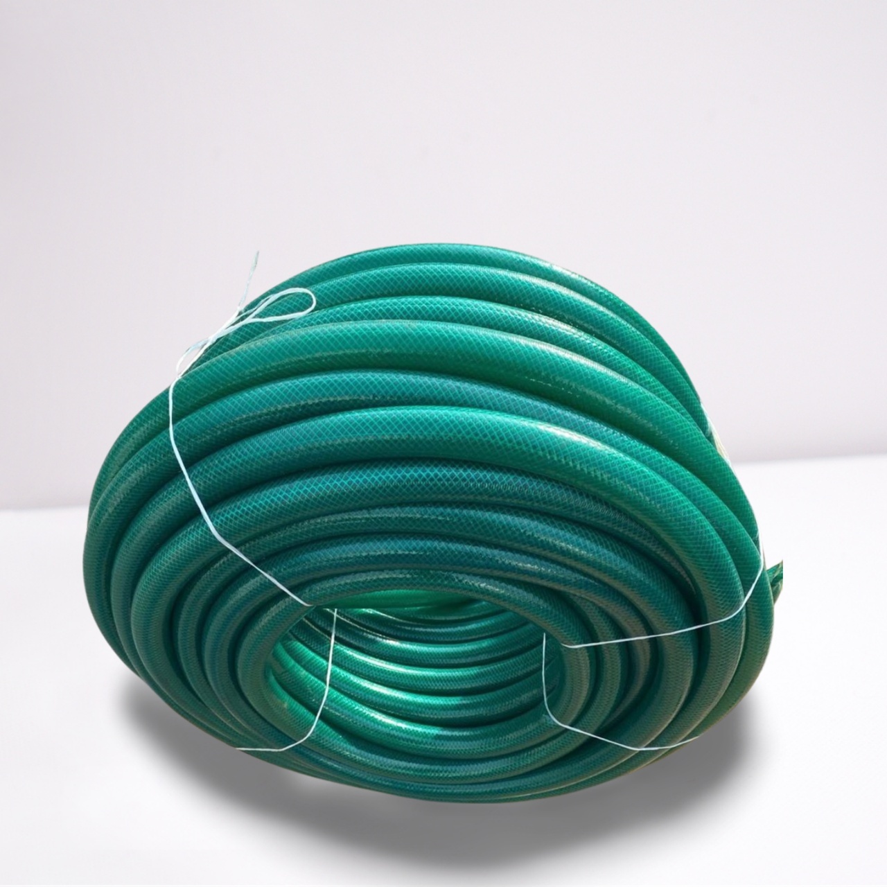 Bi̇r İnc Su Motoru Bi̇r İnc Su Motoru Hortumu İç Çap 25 Mi̇li̇metre İç Çap 25 Mi̇li̇metre 50 Mt