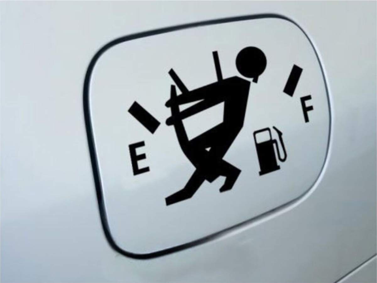 2 Li̇ Araç Yakıt Deposu Kapağı Sti̇cker, Araba Sti̇cker, Sti̇cker, 13X9,5 Cm, Oto Sti̇cker 