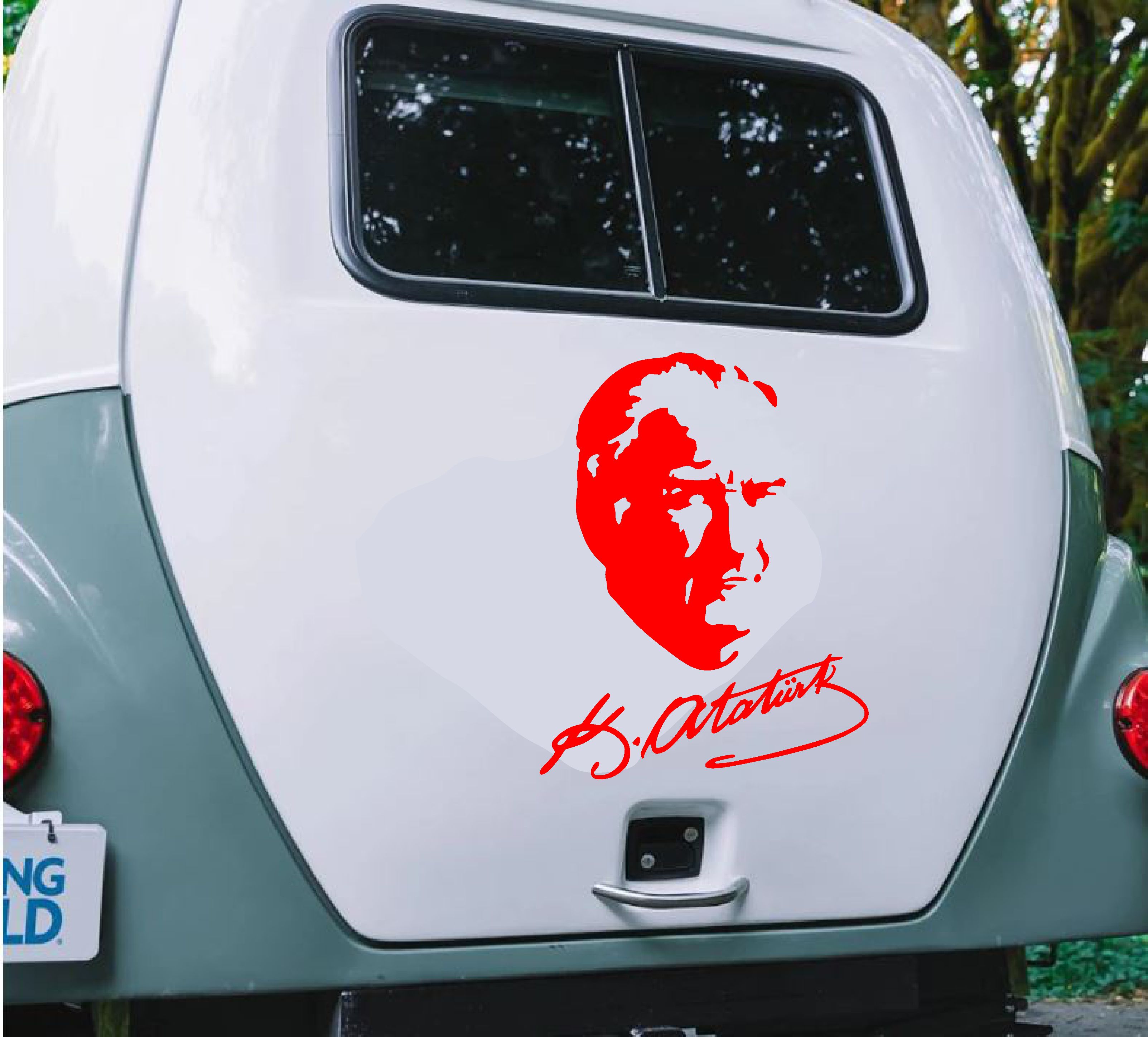 Sti̇cker Di̇zayn Atatürk Si̇lüeti̇ Ve İmza Sti̇cker - Mustafa Kemal Atatürk Başbuğ İmza Sti̇cker - Araba Oto Motosi̇klet Karavan Cam Sti̇cker - 00391 12X10 Cm 
