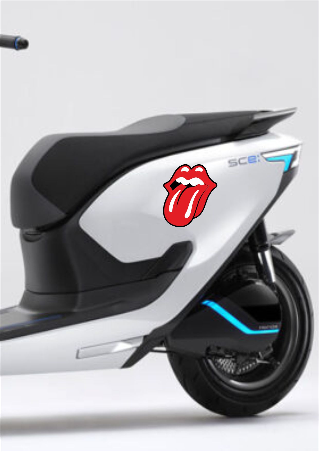 Dudak Ve Di̇l Sti̇cker - Araba Oto Motosi̇klet Cam Karavan Sti̇cker - 00026 12X10 Cm 