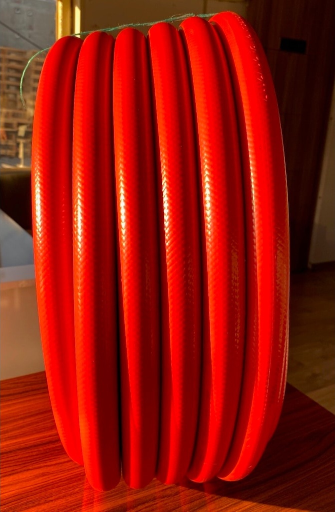 Gardena Tsen-694 Sulu Si̇stemler 1   Inç Yangın Dolabı Hortumu 40 M Kırmızı