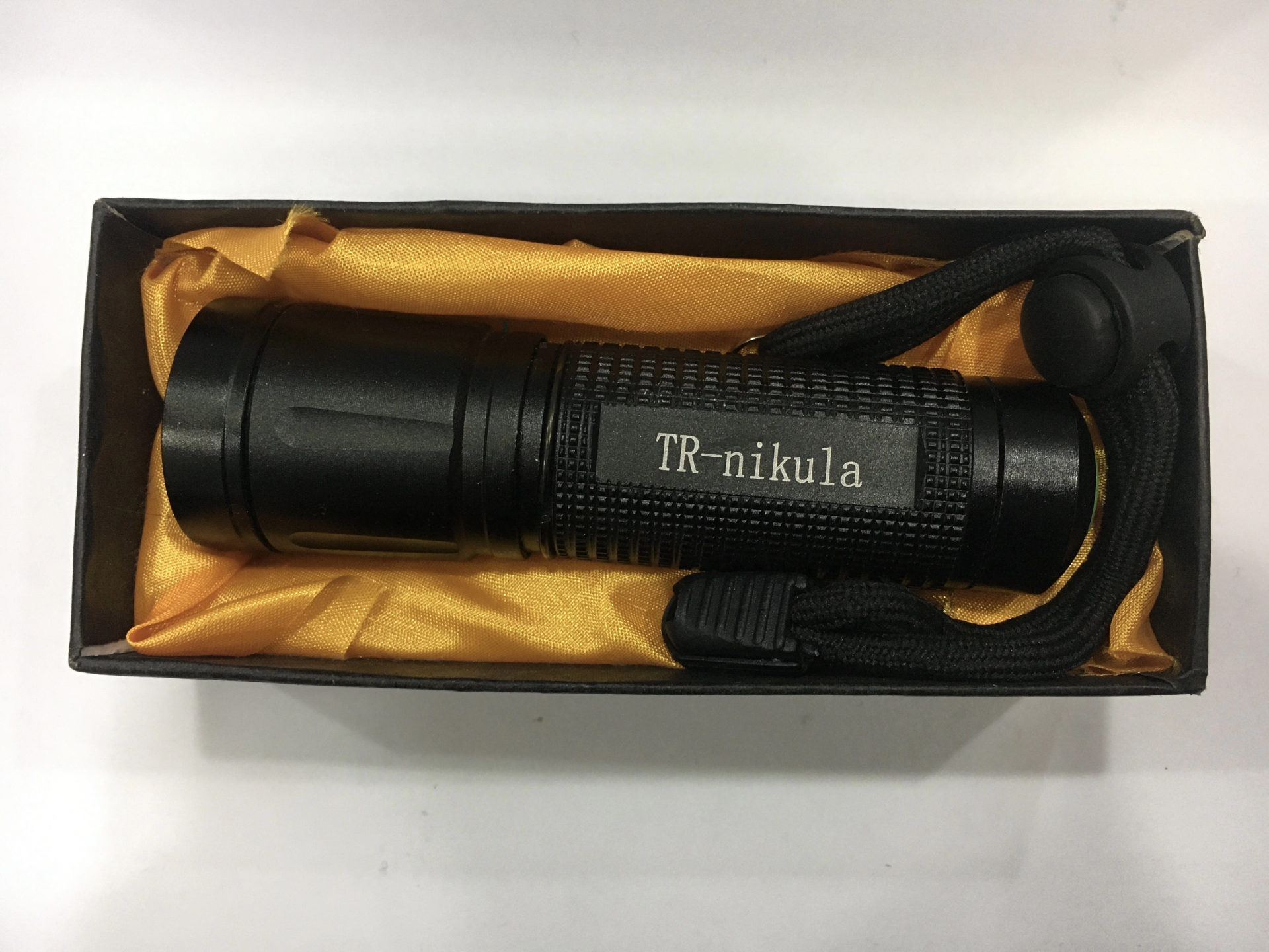 Evimdeyokyok Trnikula Beyaz Led Işıklı Mini Fener D35
