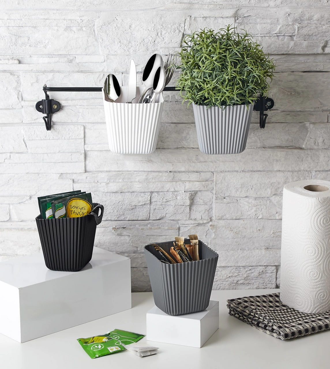 Duvara Asılan Çok Amaçlı Organizer - 2'Li Saksı Set