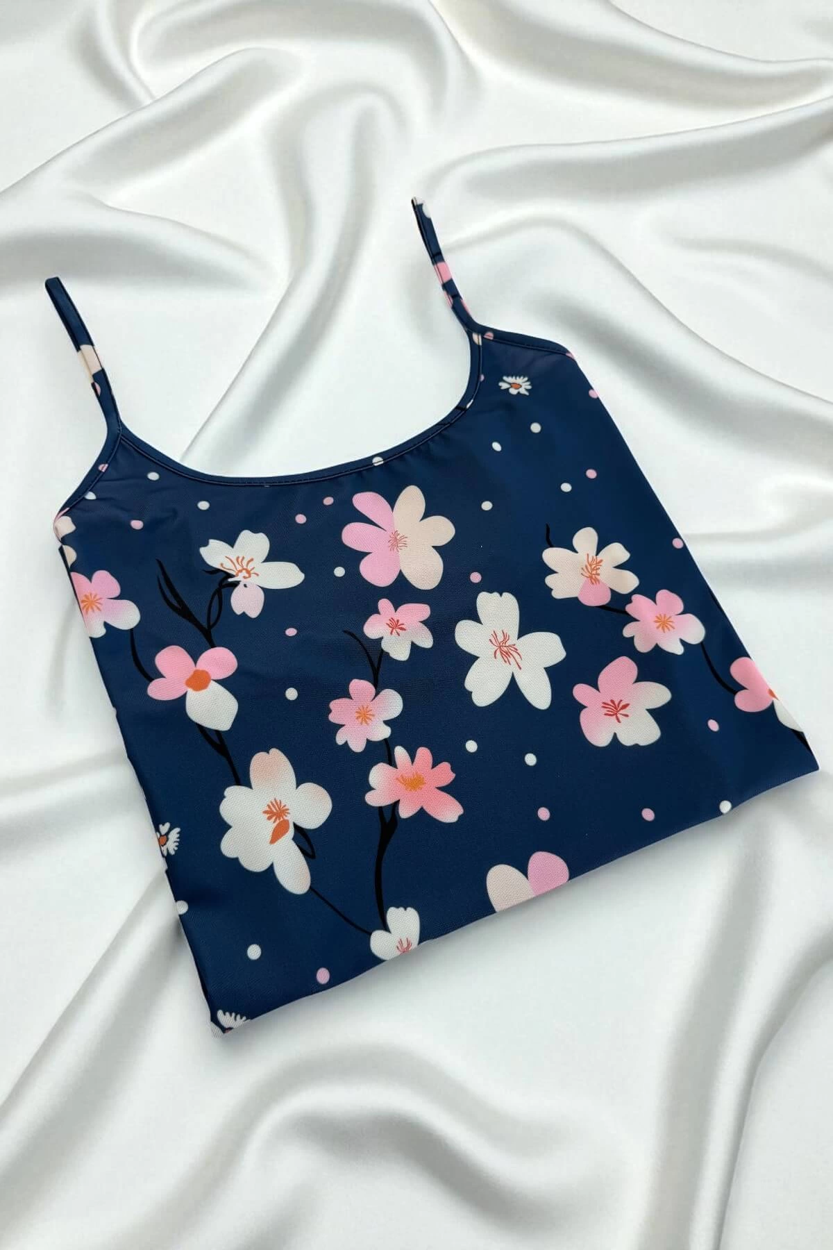 Leyna Çi̇çek Desenli̇ Mavi̇ Askılı Geceli̇k