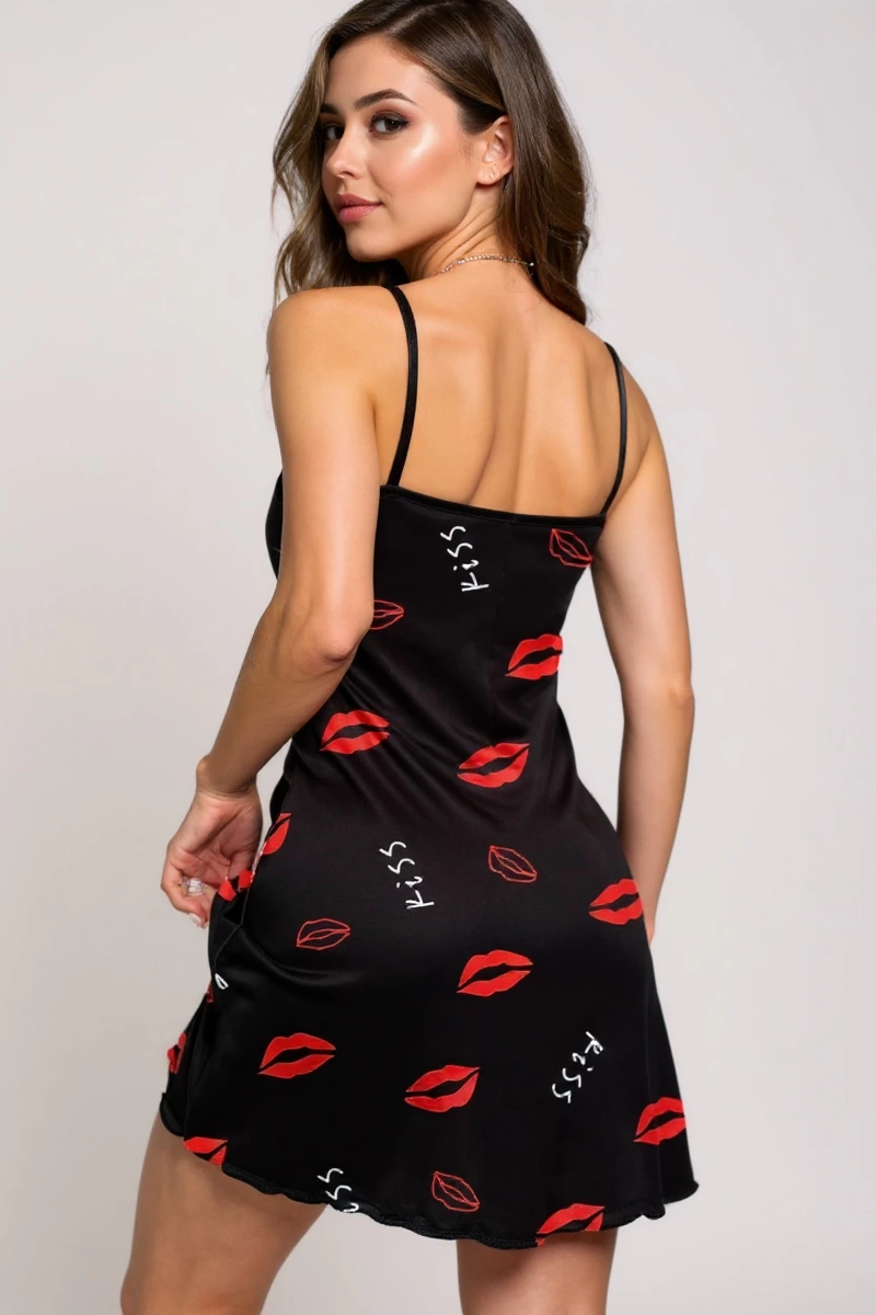 Leyna Dudak Desenli̇ Si̇yah Askılı Geceli̇k