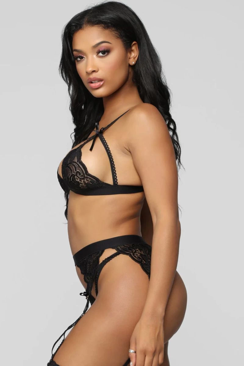 Leyna Si̇yah Dantelli̇ Jarti̇yer Takımı Tm1274