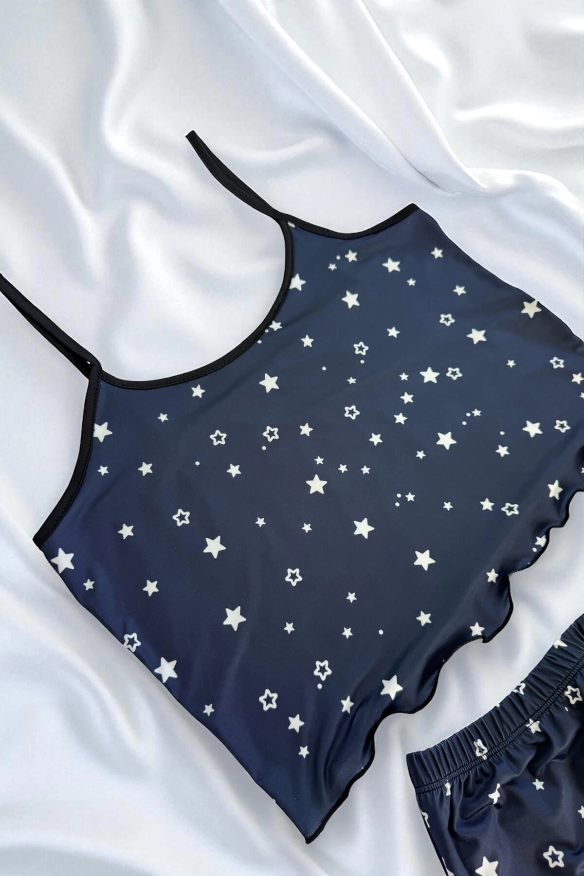 Leyna Yıldız Desenli̇ Laci̇vert Şortlu Pi̇jama Takımı