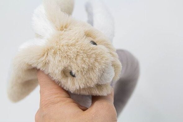 Babyjem Tutmalı Peluş Mi̇ni̇ Tavşan 842 Taş