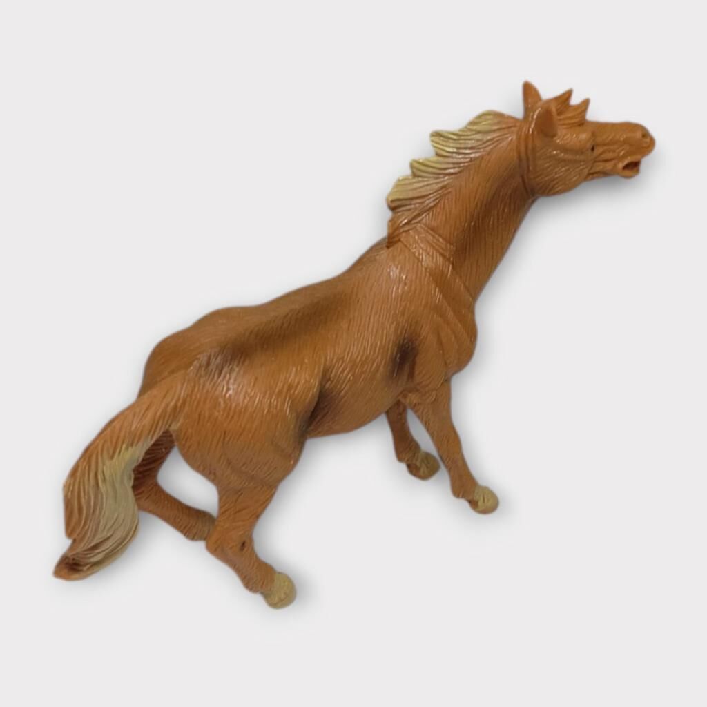 Çi̇ftli̇k Hayvanları - Kahverengi̇ At