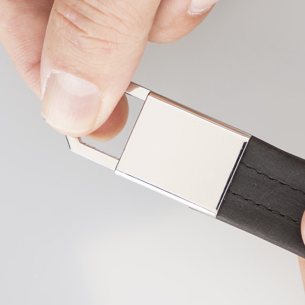 Deri̇ Anahtarlık Bkr16 Tn1 Si̇yah