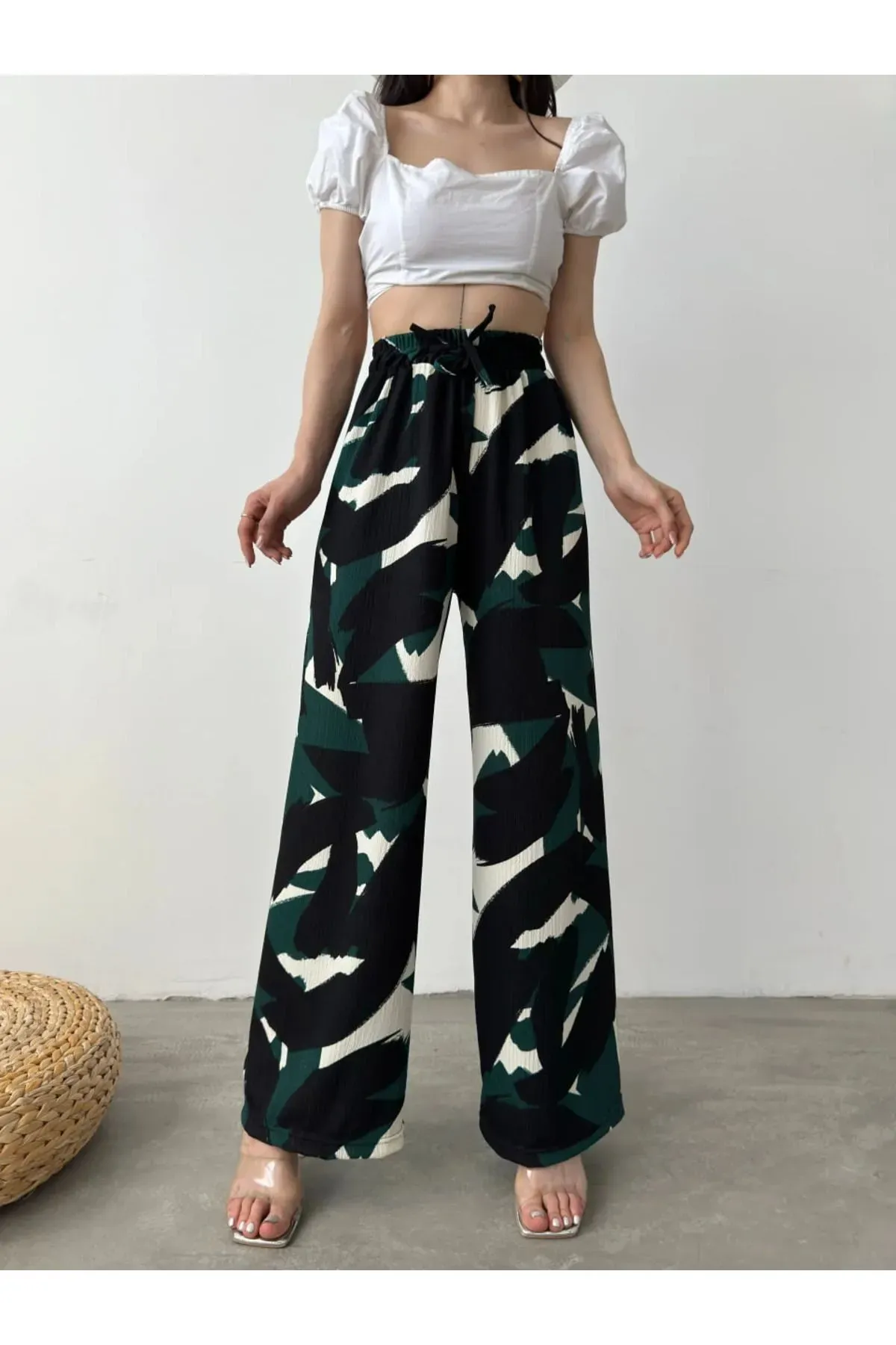 Desenli̇ Beli̇ Lasti̇kli̇ Bürümcük Pantolon-Si̇yah