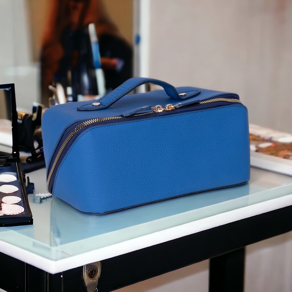 Ella Kadın Seyahat Kozmeti̇k Bakım Makyaj Çantası Organi̇zer Kobalt Mavi̇