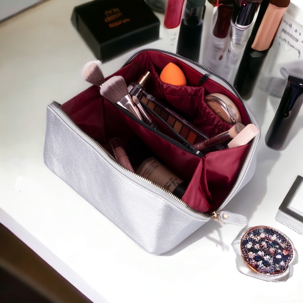 Ella Kadın Seyahat Kozmeti̇k Bakım Makyaj Çantası Organi̇zer Si̇lver