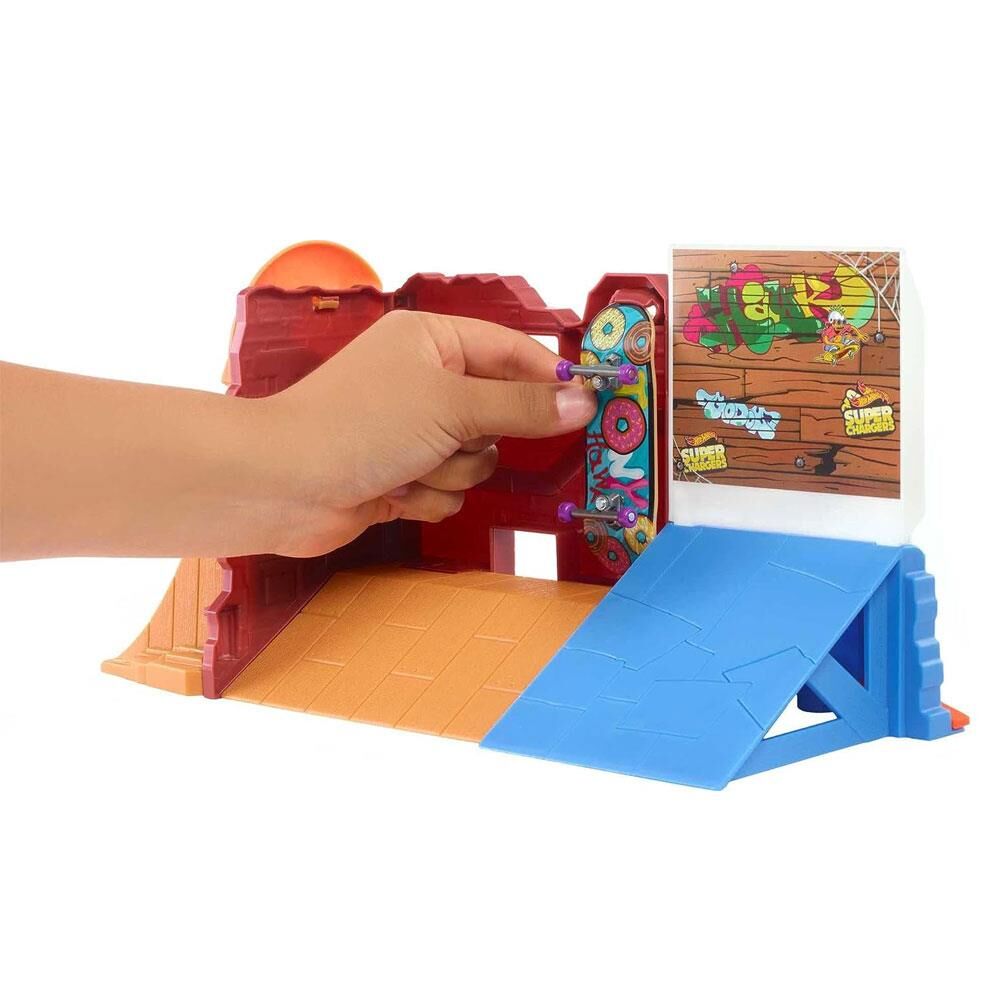 Hgt91-Hgt92 - Hot Wheels Parmak Kaykay Macerası