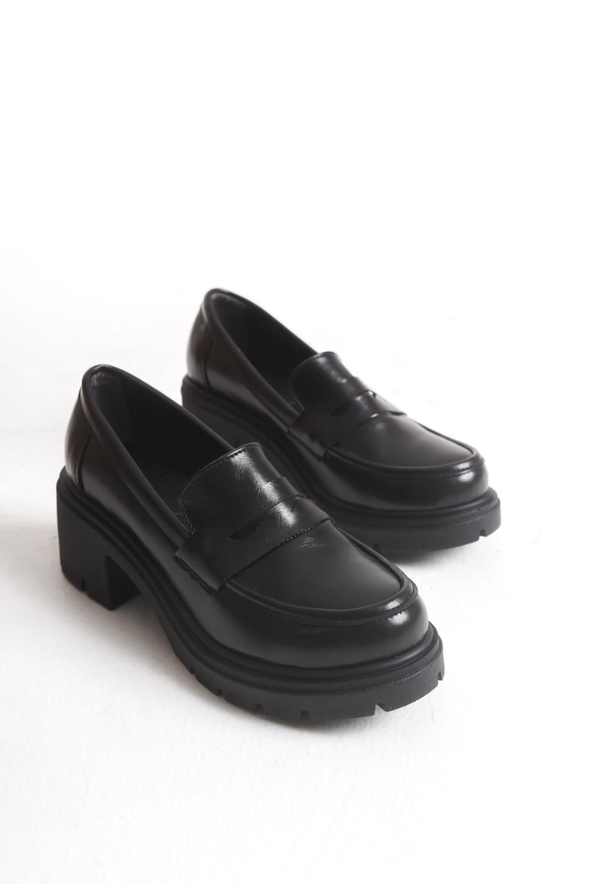 K-706 Si̇yah Kırışık Rugan Yüksek Tabanlı Loafer Ayakkabı