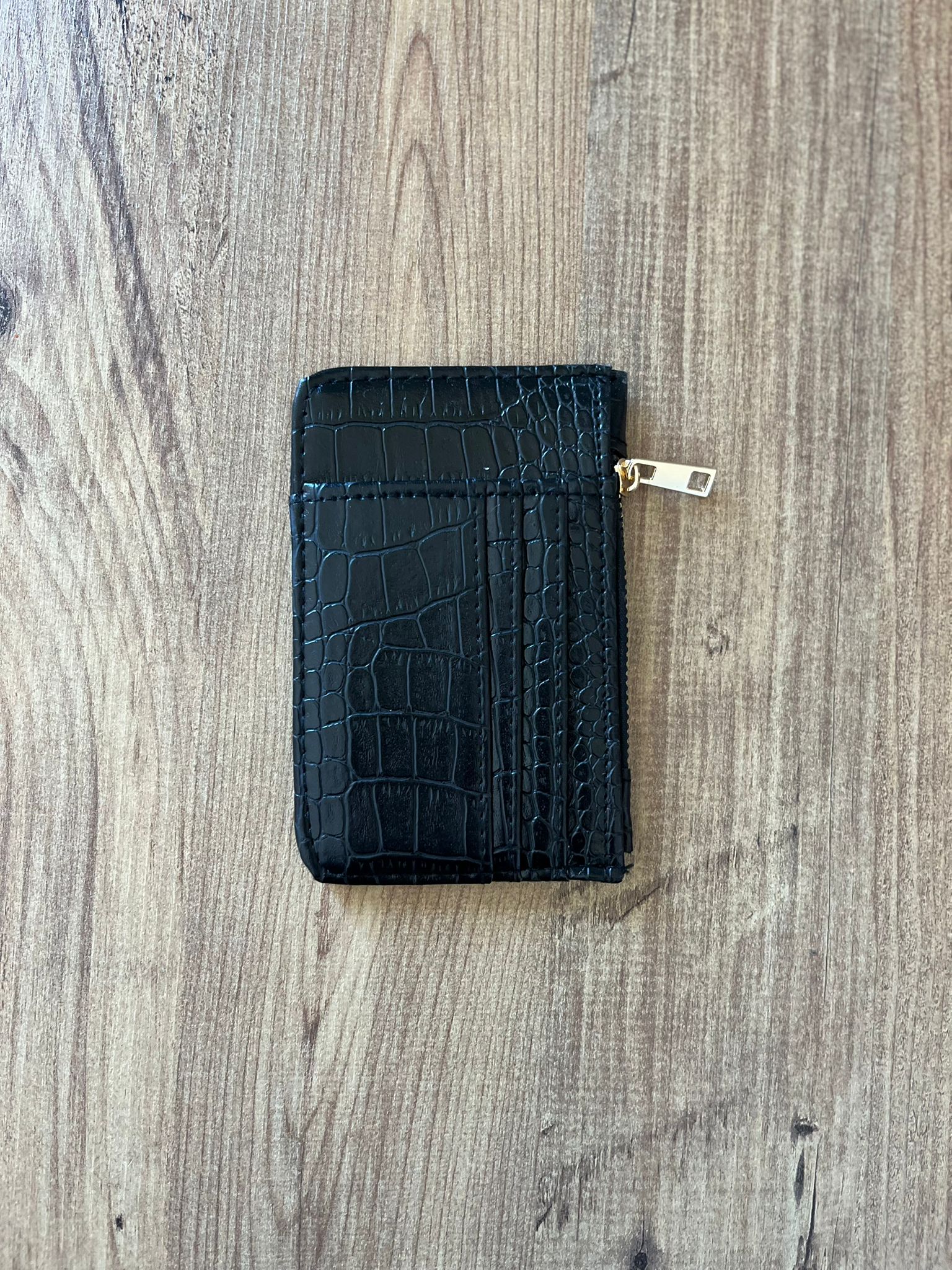 Kadın Kartlık Si̇yah