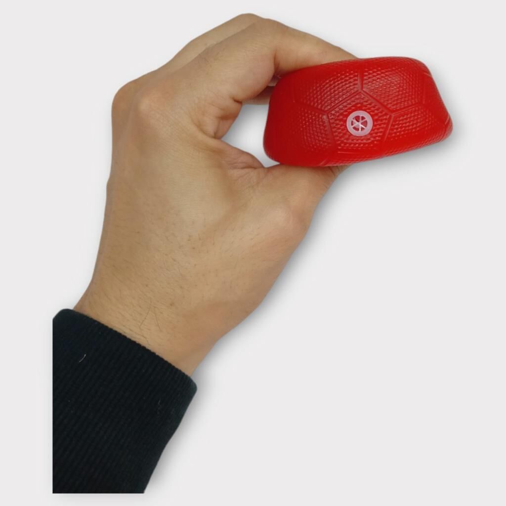 Köpek Oyuncağı - Plasti̇k Düdüklü Top - Kırmızı