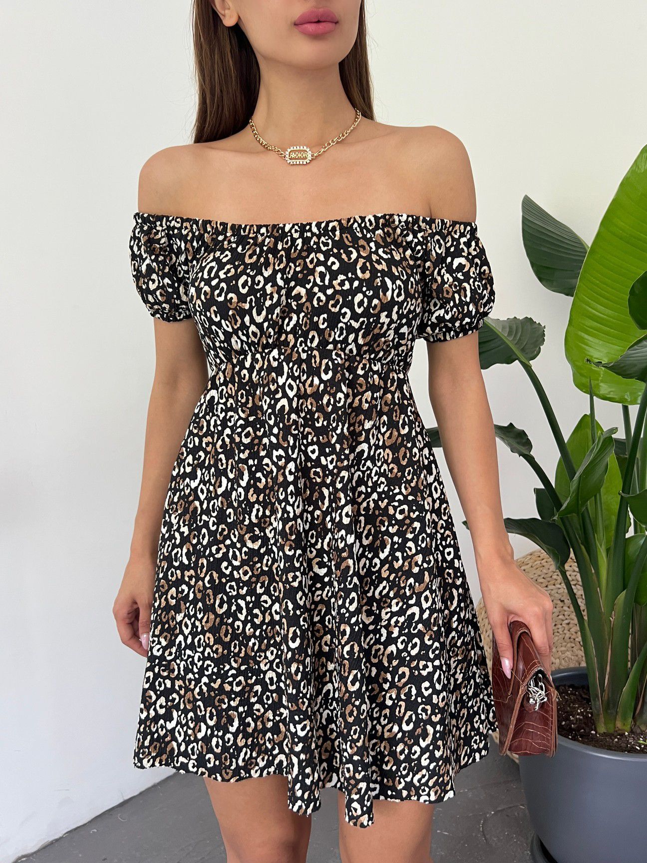 Madonna Yaka Leopar Desenli̇ Elbi̇se