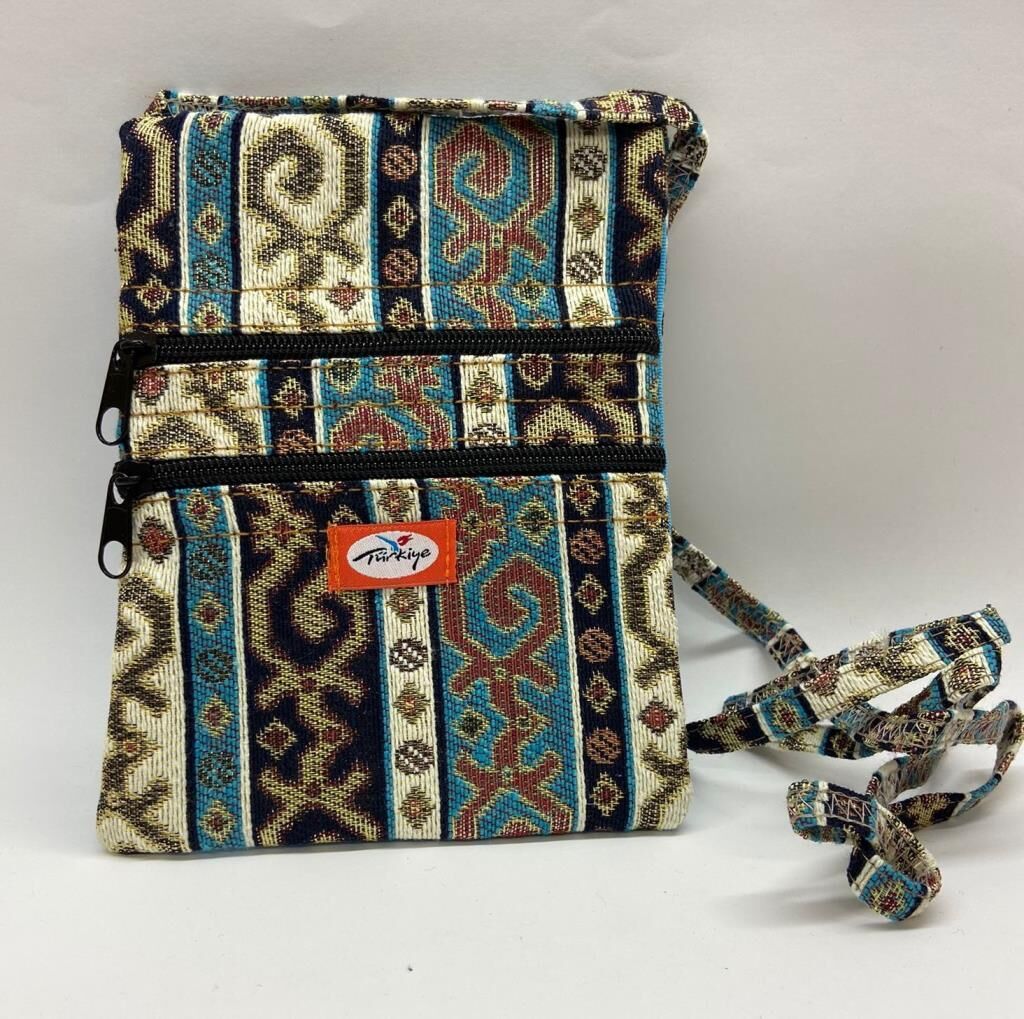 Otanti̇k Desenli̇ Fermuarlı Askılı Çanta Özel Di̇ki̇m - Gs201