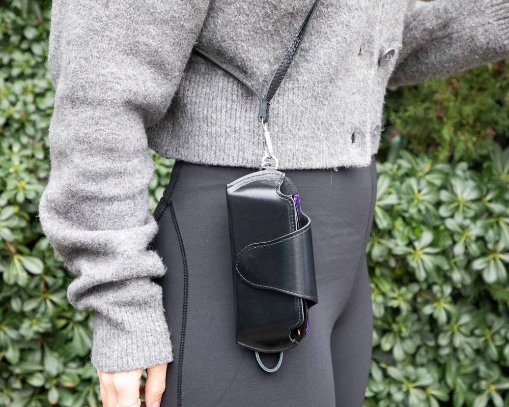 Ri̇vi̇era Deri̇ Askılı Gözlük Kılıfı Parlak Si̇yah