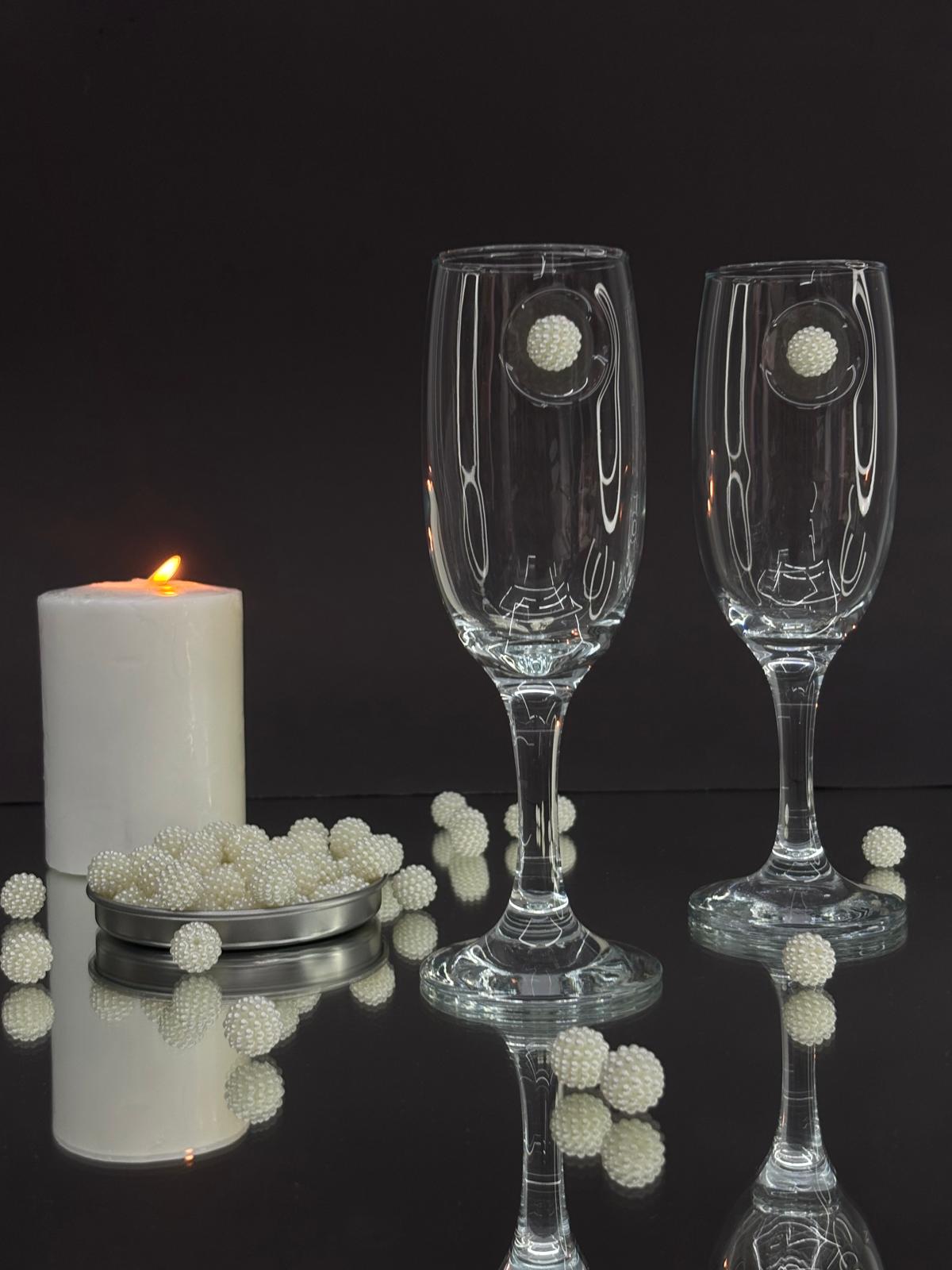 Şampanya Kadehi̇ Beyaz İnci̇ Böğürtlen  Fi̇gürlü 2 Li̇