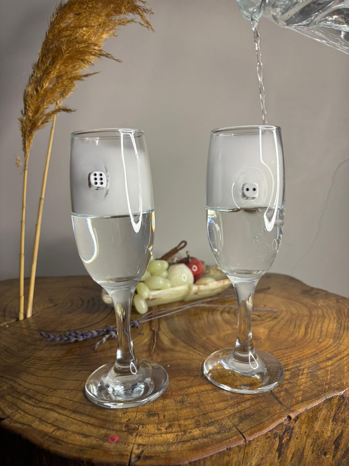 Şampanya Kadehi̇ Zar Fi̇gürlü 2 Li̇