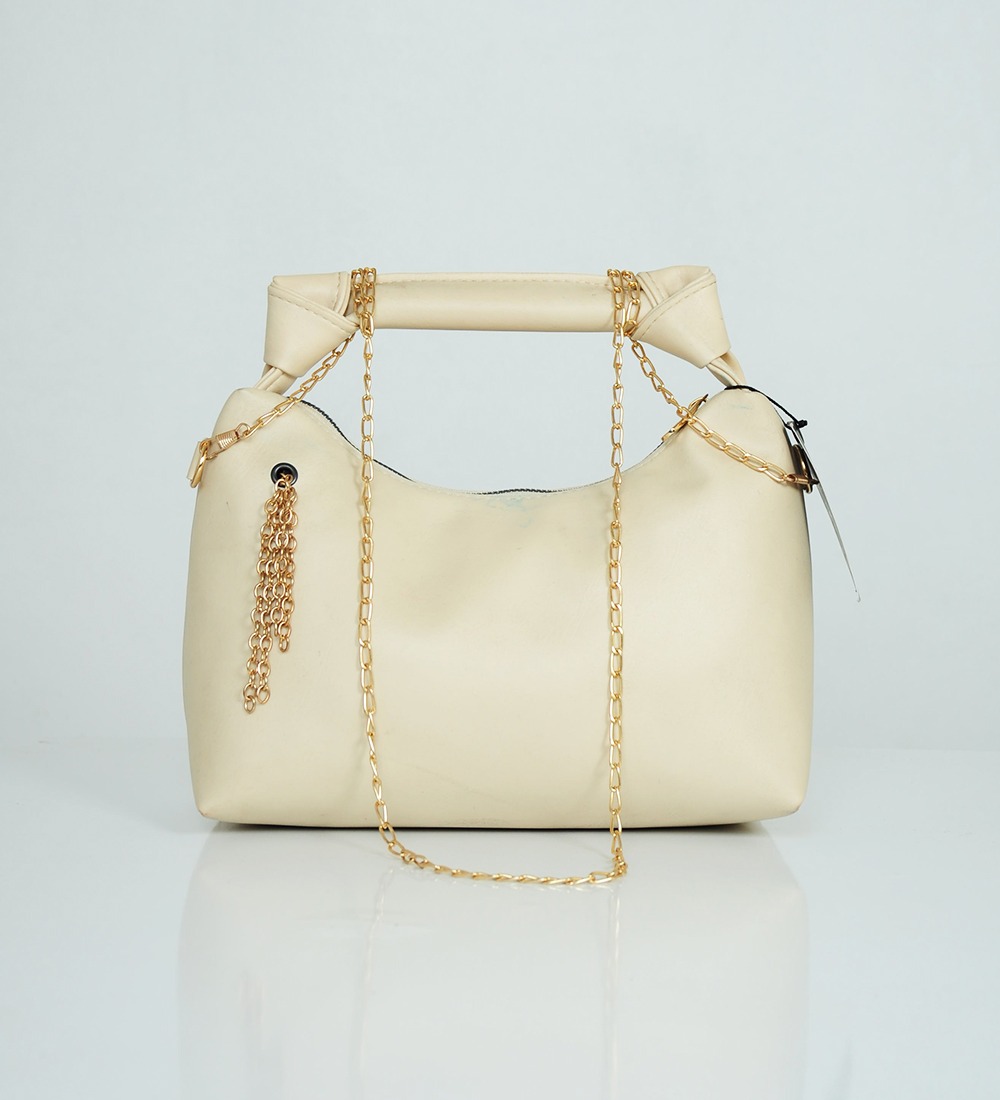 Zi̇nci̇r Ve Düğüm Detaylı Deri̇ Çanta-Krem