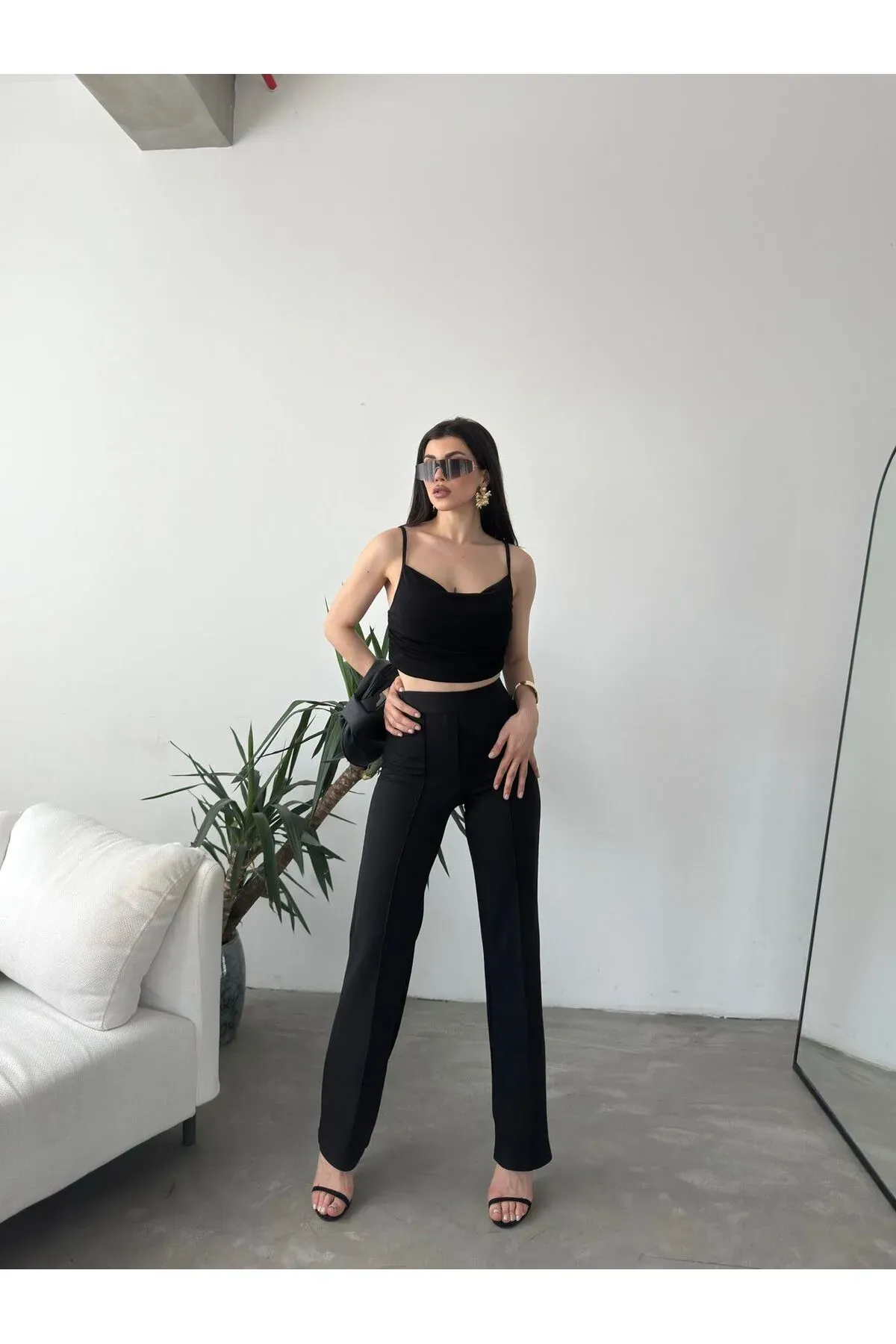 Yüksek Bel Önü Bi̇yeli̇ Pantolon - Si̇yah